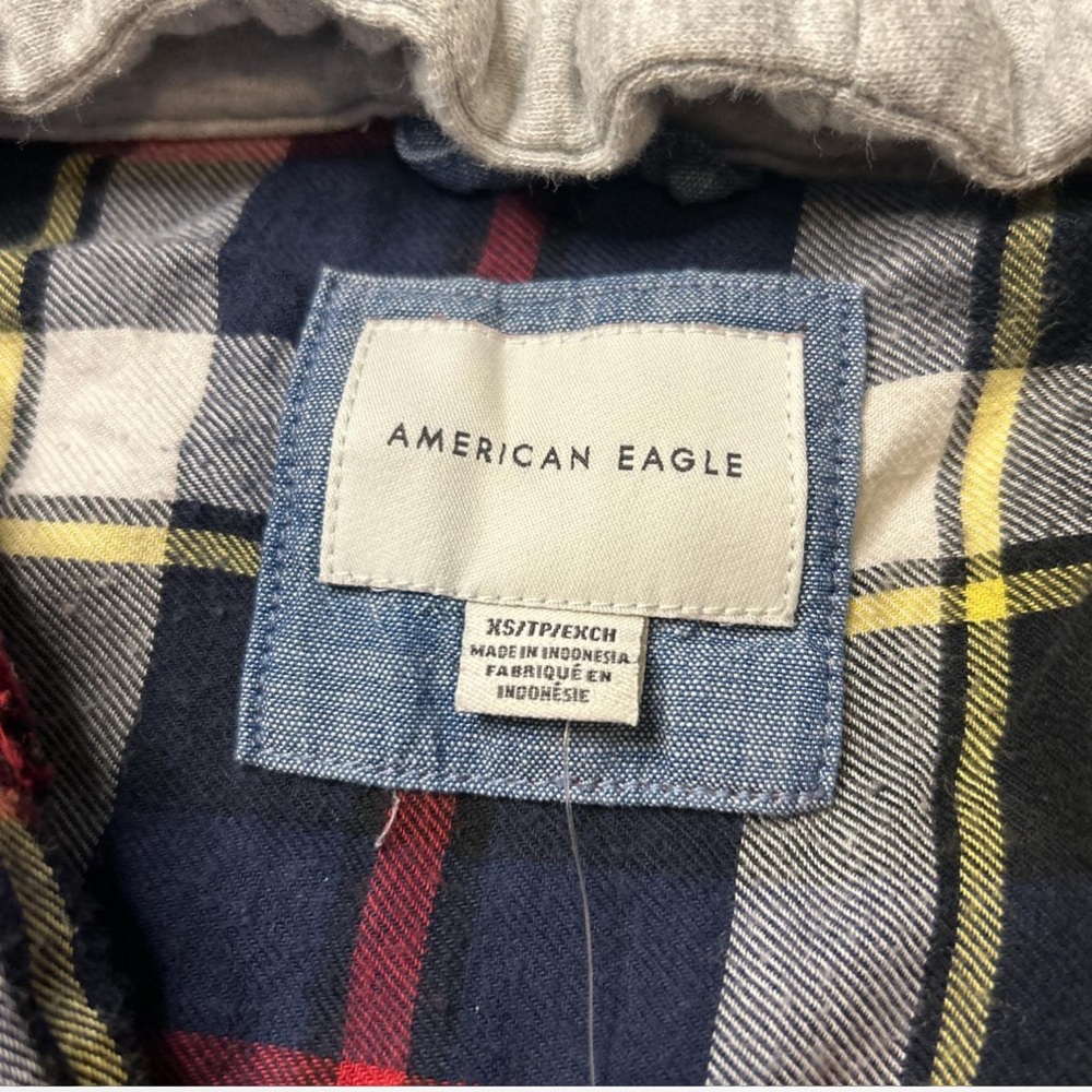 Cropped American Eagle Flannel - image 4